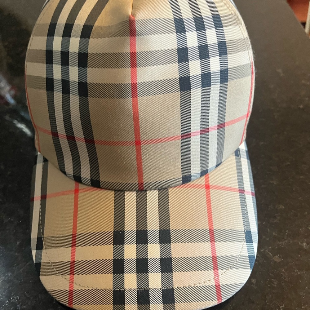 Burberry Beige Checkered Men's Cap SZ LG